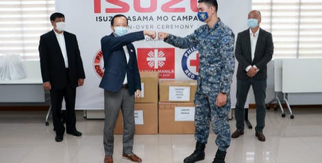 Isuzu Customers, through Isuzu Kasama Mo Campaign, donates PPE’s to Chosen Partner Organization thumbnail
