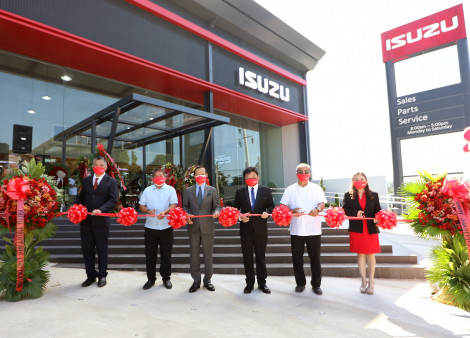 ISUZU EXPANDS FURTHER TO SERVE CUSTOMERS IN THE NORTH WITH ISUZU LA UNION GRAND OPENING thumbnail