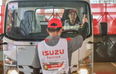 isuzu truck picture